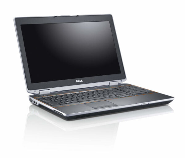 DELL Latitude E6520 - Core™ i7 Processor 2640M (2.80GHz) الجيل الثاني RAM 4GB DDR3 320GB HDD NVIDIA 512M